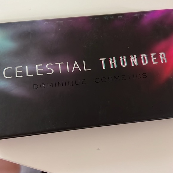 Celestial thunder eyeshadow palette - Picture 3 of 4